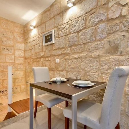 Orangery 101 - Duplex Studio Apartment Valletta Exterior photo